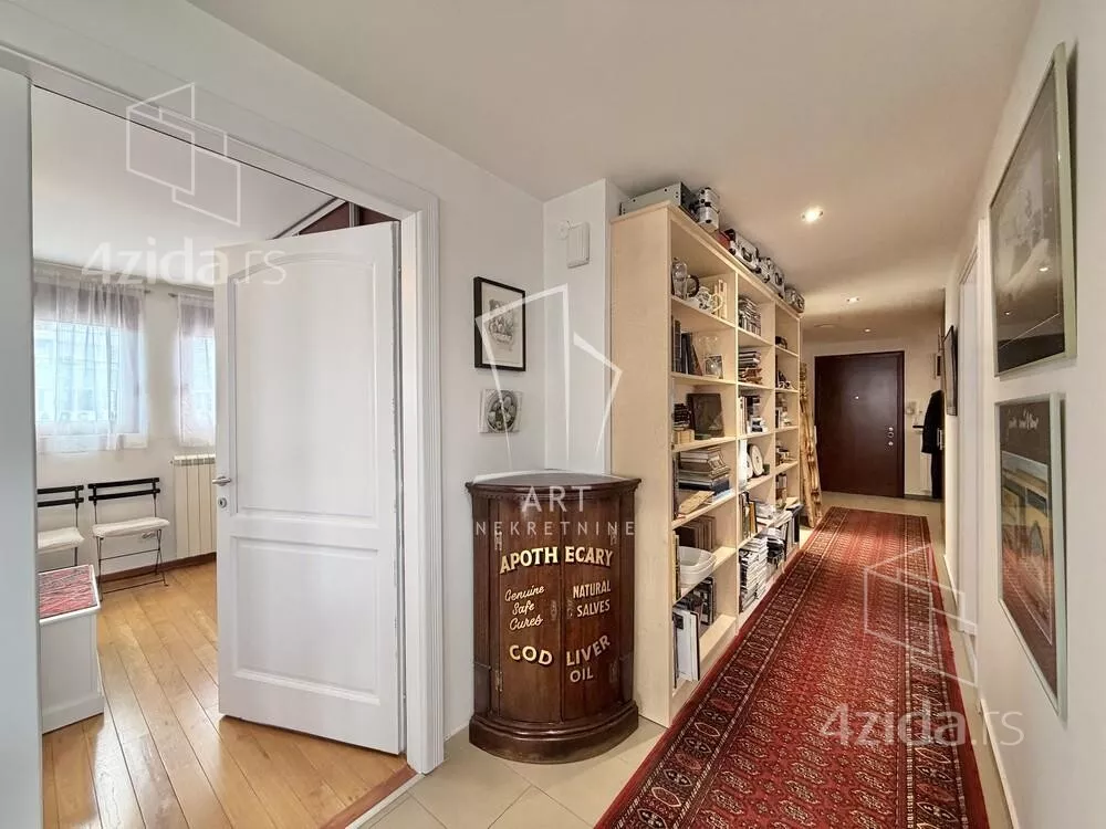 Četvoroiposoban stan | 4zida