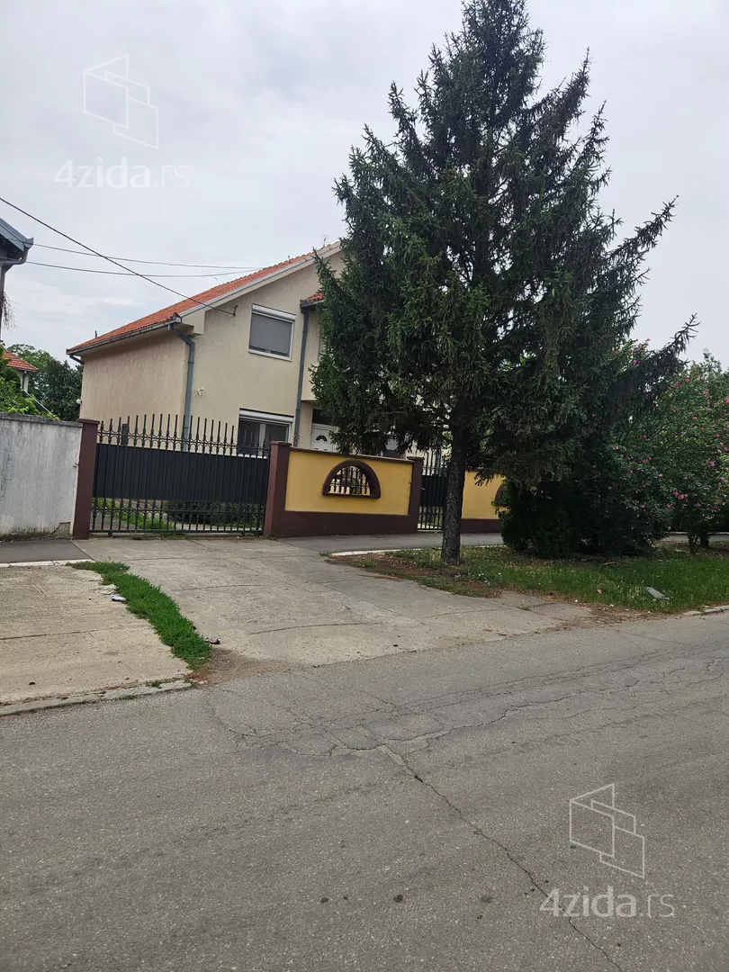 3-etažna kuća | 4zida