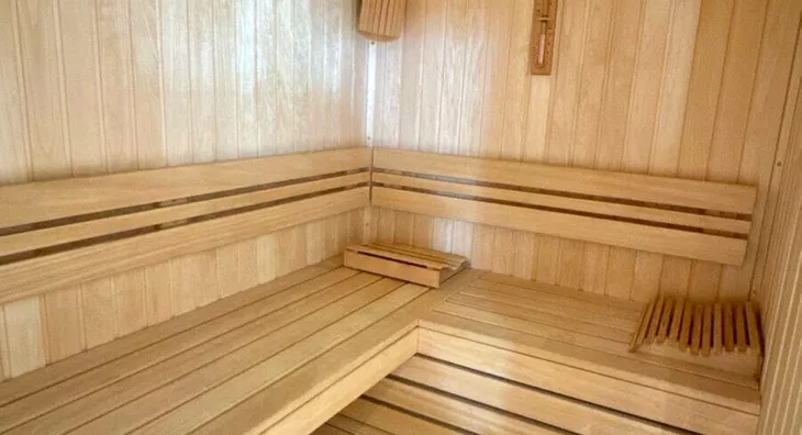 Petoiposoban stan | 4zida