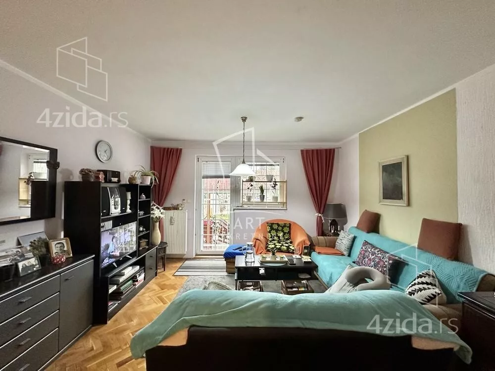 3-etažna kuća | 4zida