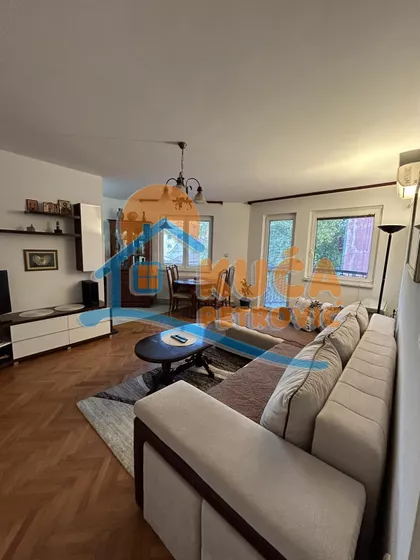 Pasterova | 4zida.rs