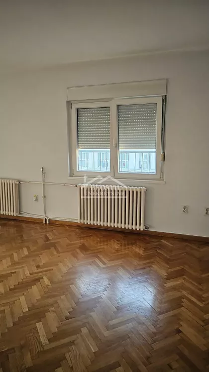 Tašmajdan | 4zida.rs