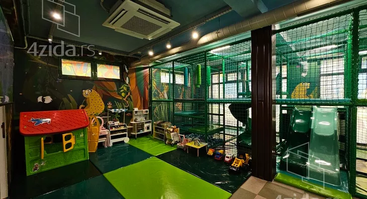 Ugostiteljski objekat | 4zida