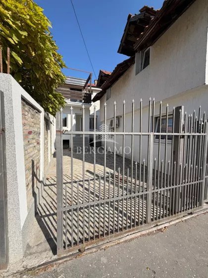 Slovenska | 4zida.rs