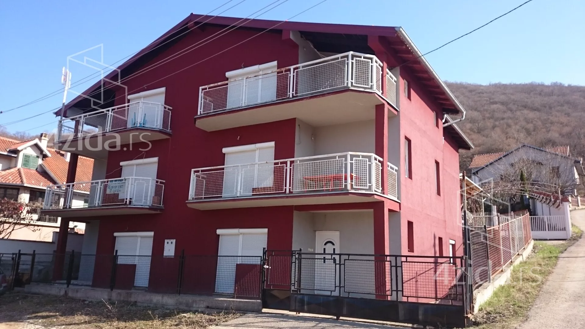 3-etažna kuća | 4zida