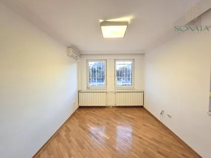 Blok 20 - Hajat | 4zida.rs