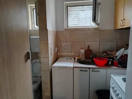 Slovenska | 4zida.rs