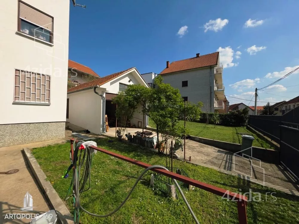 3-etažna kuća | 4zida