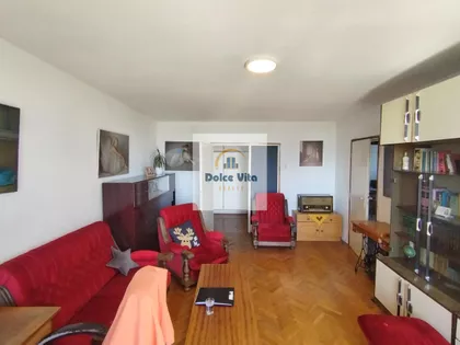 Pariske Komune | 4zida.rs