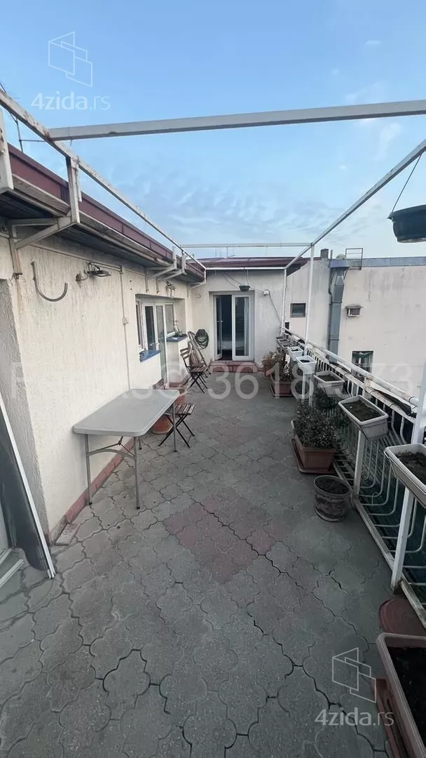 Osmosoban stan | 4zida