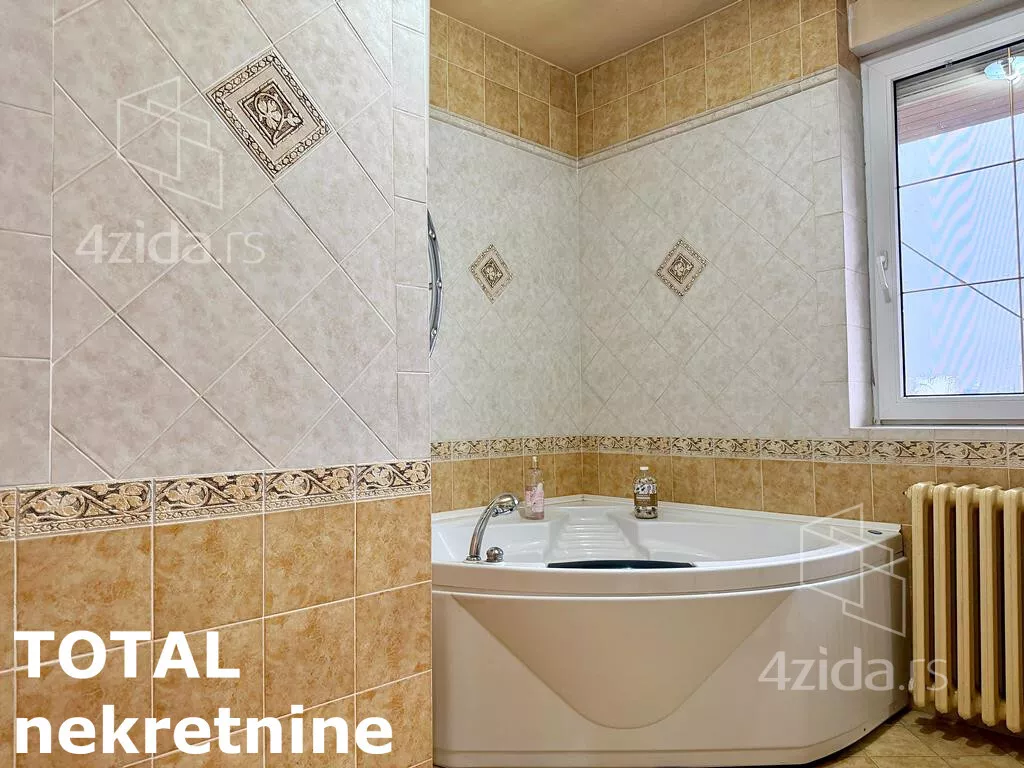 Petosoban stan | 4zida