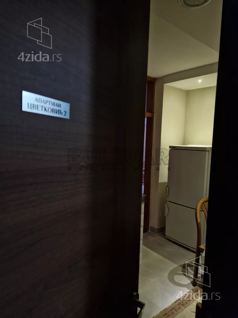 Troiposoban stan | 4zida