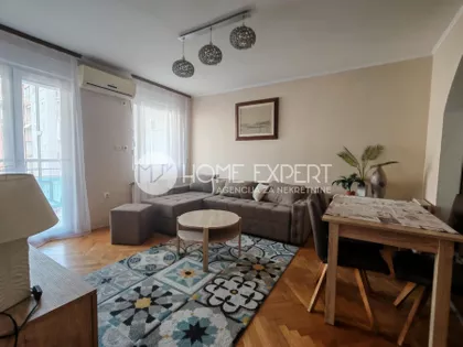 Cara Dušana | 4zida.rs