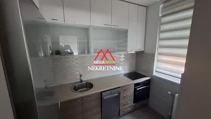 Jovana Hranilovića | 4zida.rs