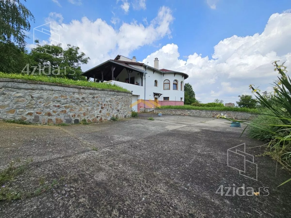 Kuća | 4zida