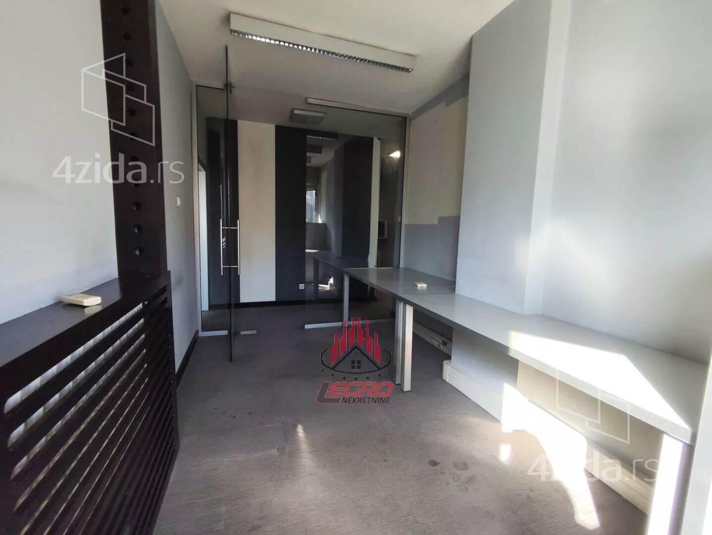 Četvoroiposoban stan | 4zida