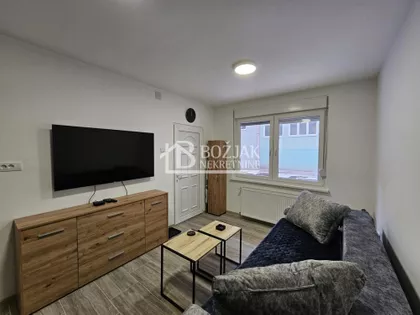 Žitni Trg | 4zida.rs