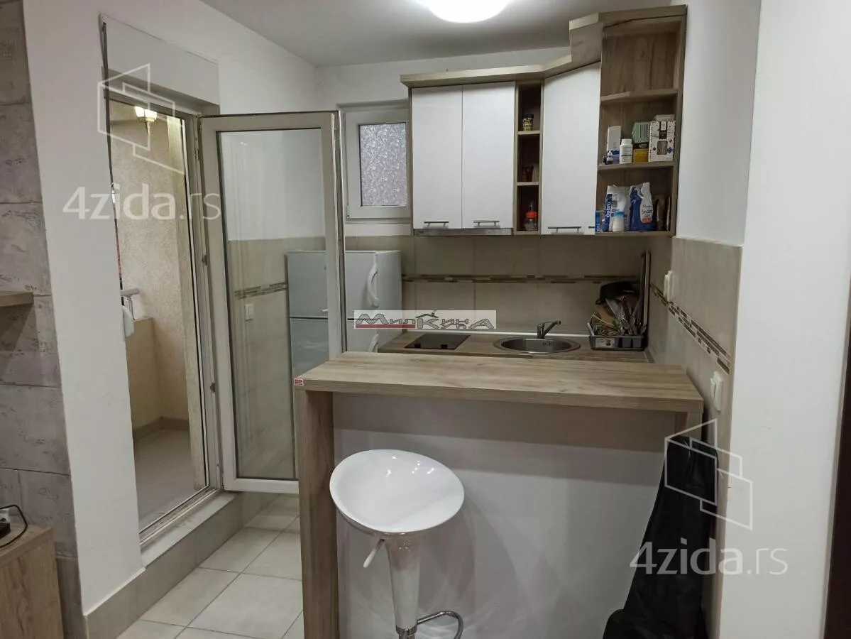 Garsonjera | 4zida