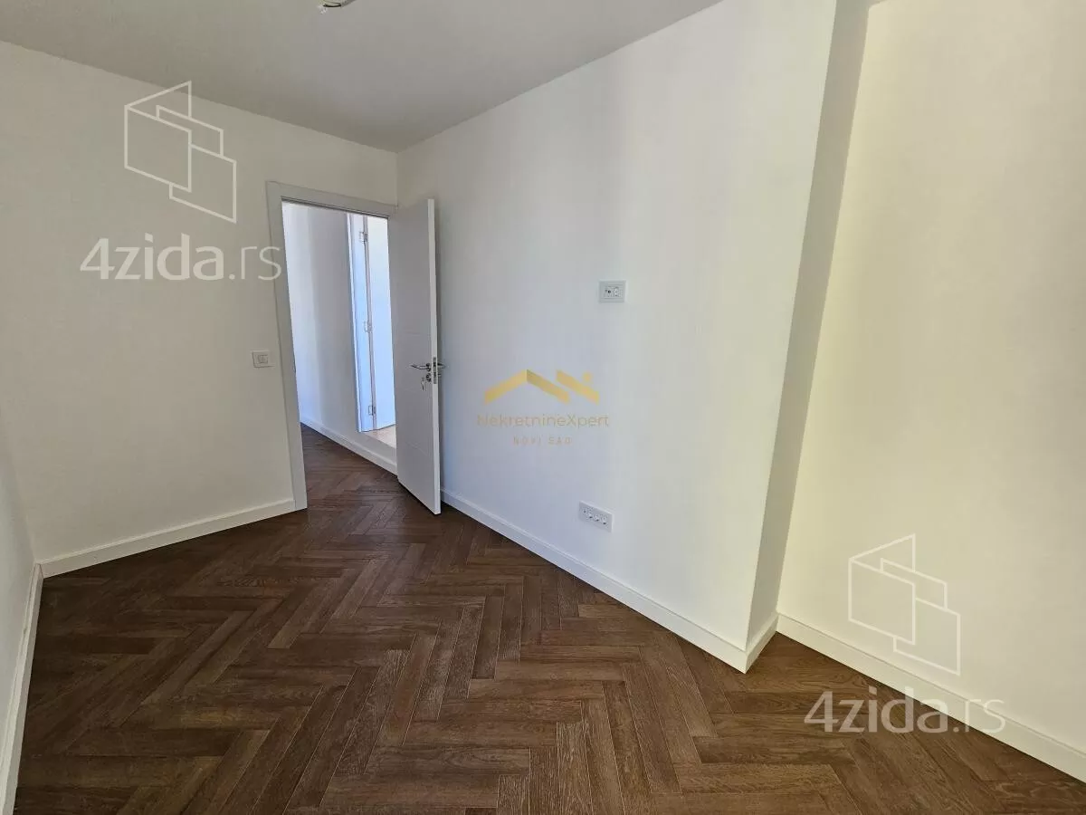 Četvoroiposoban stan | 4zida