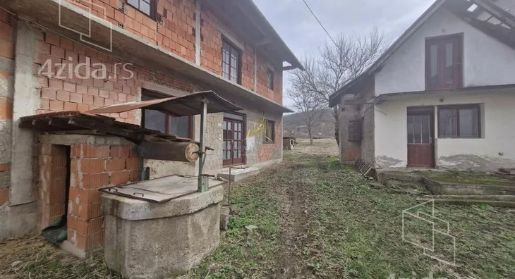 Kuća | 4zida