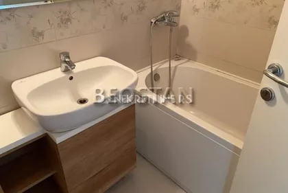 Urosa Martinovica | 4zida.rs