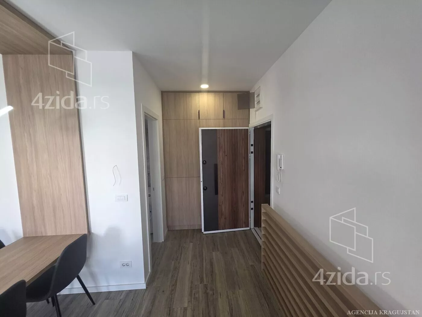 Garsonjera | 4zida