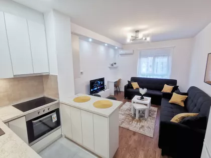 Milovana Gušića 101B | 4zida.rs