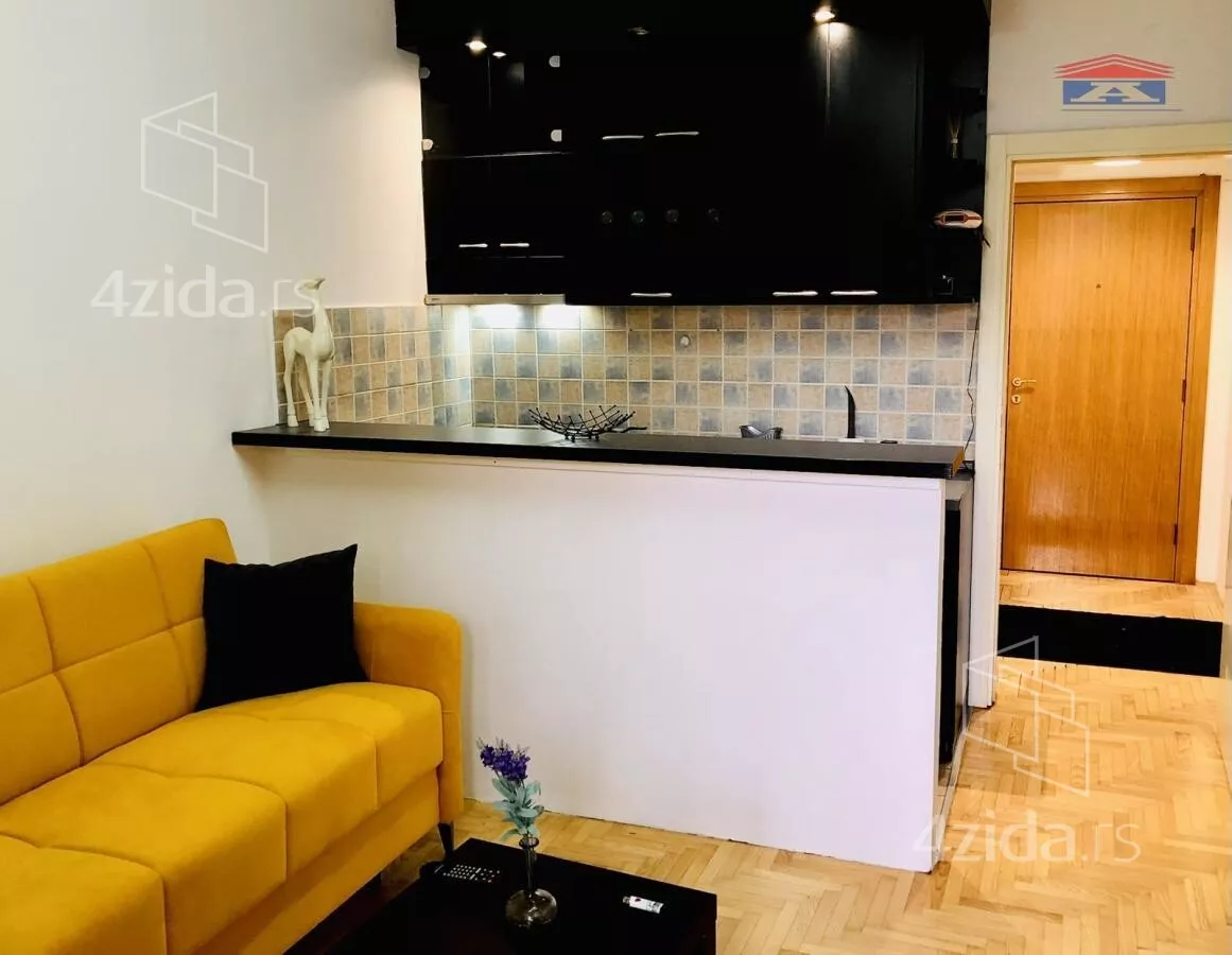 Garsonjera | 4zida