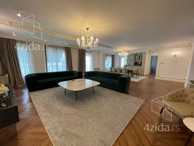 Petosoban stan | 4zida