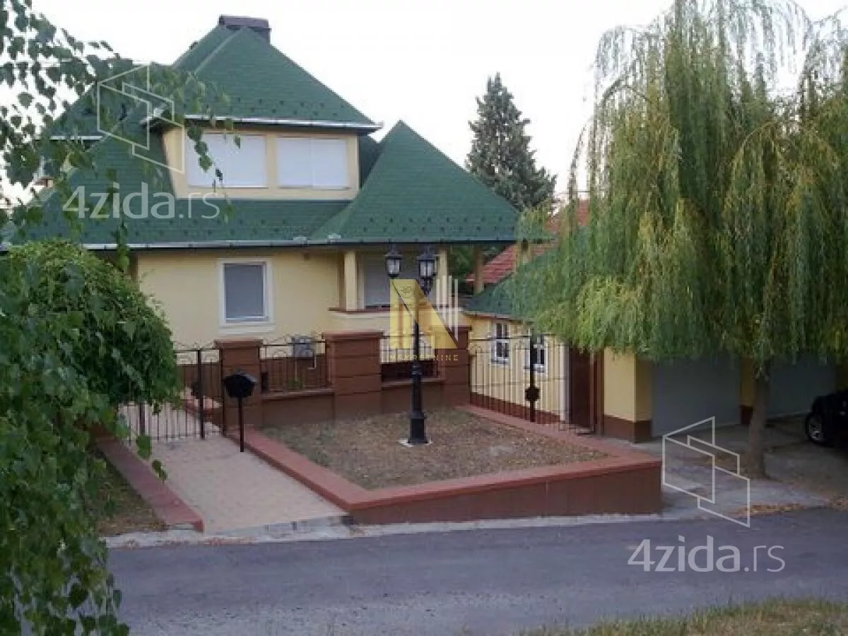 Kuća | 4zida