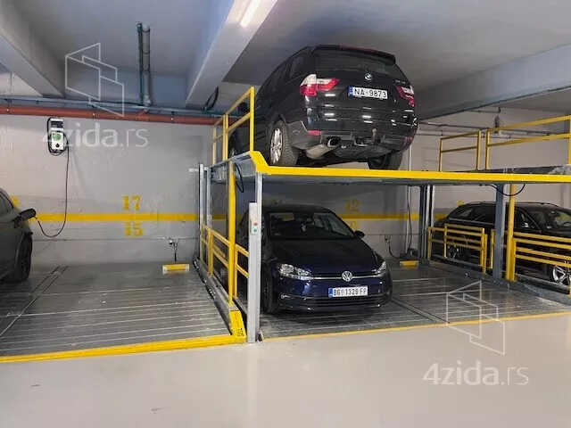 Parking | 4zida