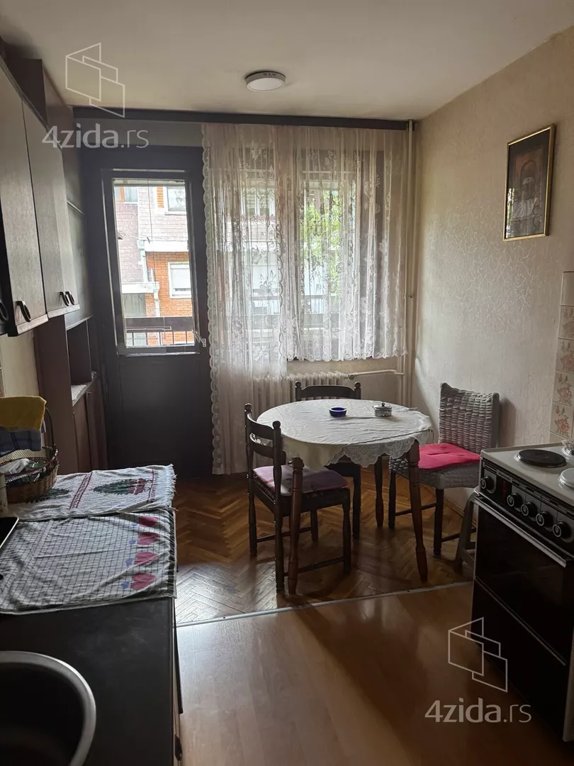 Garsonjera | 4zida