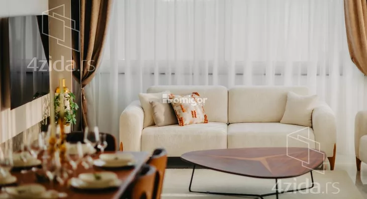 Petosoban stan | 4zida