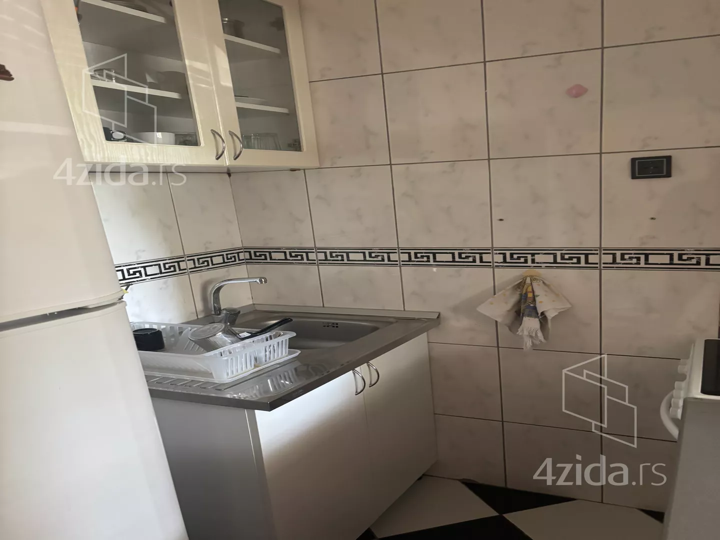 Kancelarija | 4zida