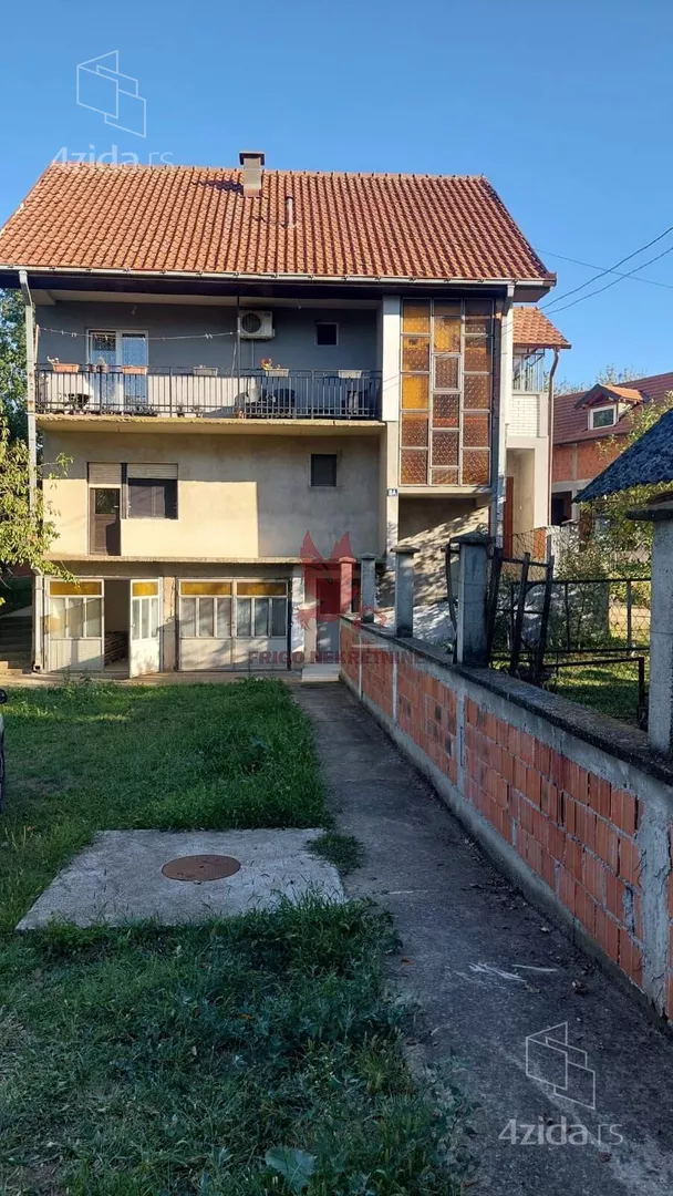 Građevinsko zemljište | 4zida