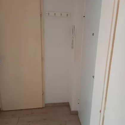 Vojvode Petra Bojovića 2 | 4zida.rs