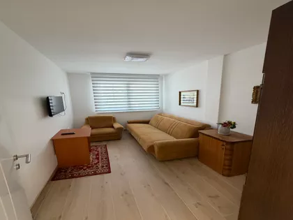 Gundulićeva 1B | 4zida.rs