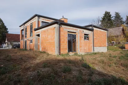 Beli Breg | 4zida.rs