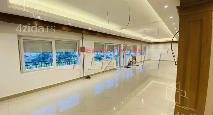 4-etažna kuća | 4zida