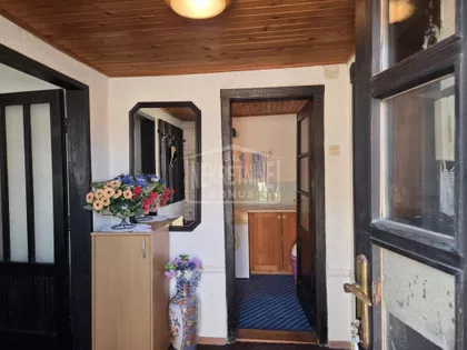 Mali Bajmok | 4zida.rs