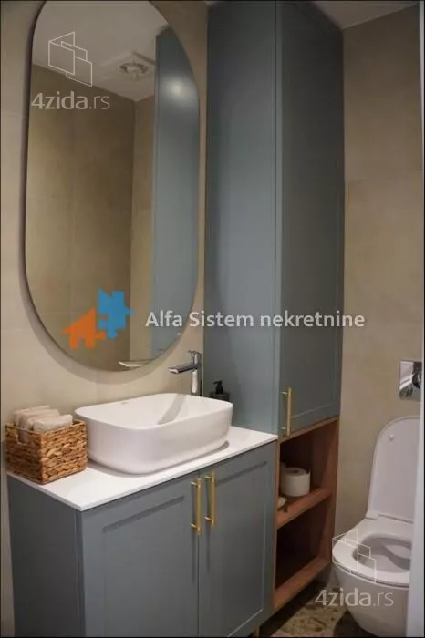 Petosoban stan | 4zida