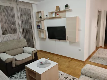 Cetinjska 1A | 4zida.rs