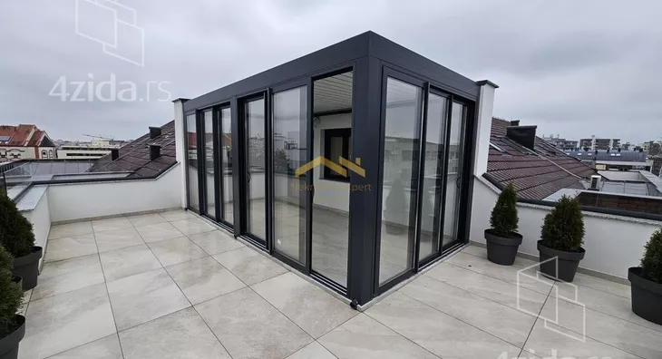 Petosoban stan | 4zida