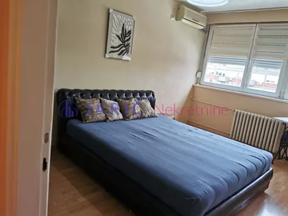 Blok 11c - Stari Merkator | 4zida.rs