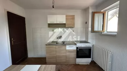 Pere Popadića | 4zida.rs