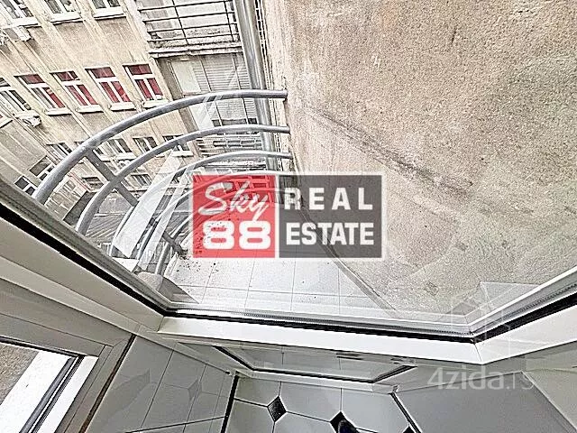 Četvoroiposoban stan | 4zida