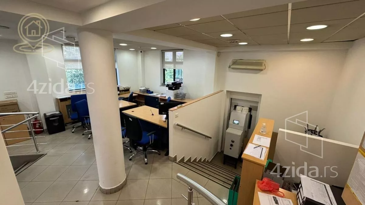 Poslovni prostor | 4zida