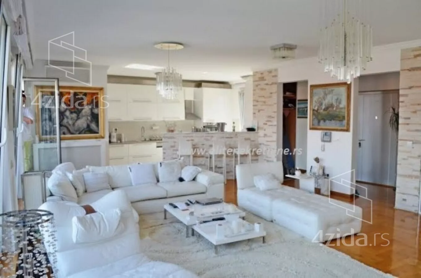 Petosoban stan | 4zida