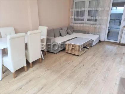 Bulevar Arsenija Carnojevica | 4zida.rs