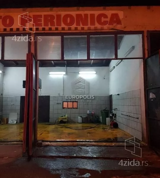 Poslovni prostor | 4zida